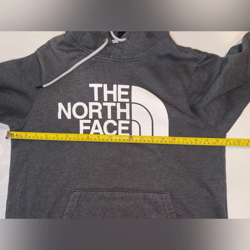 The North Face Men's Grey/White Hoodie With Logo size Small